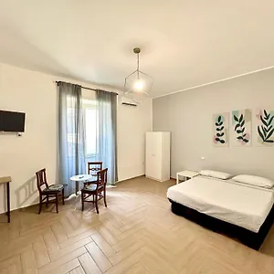 Domus Di Pupa Nápoles